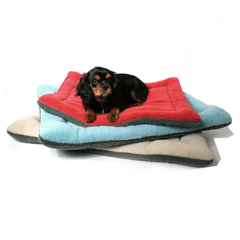 Colchón/Cama de Viaje para Perros y Gatos – Suave, Cálido y Portátil