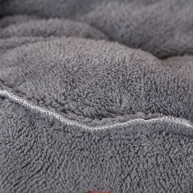 Cama Redonda para Perros y Gatos – Cálida, Suave y Antideslizante