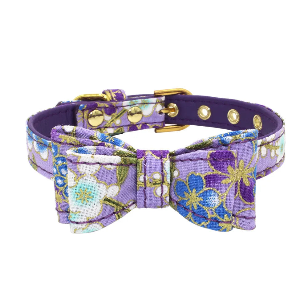 Collar Ajustable de Cuero con Estampado Floral para Perros y Gatos