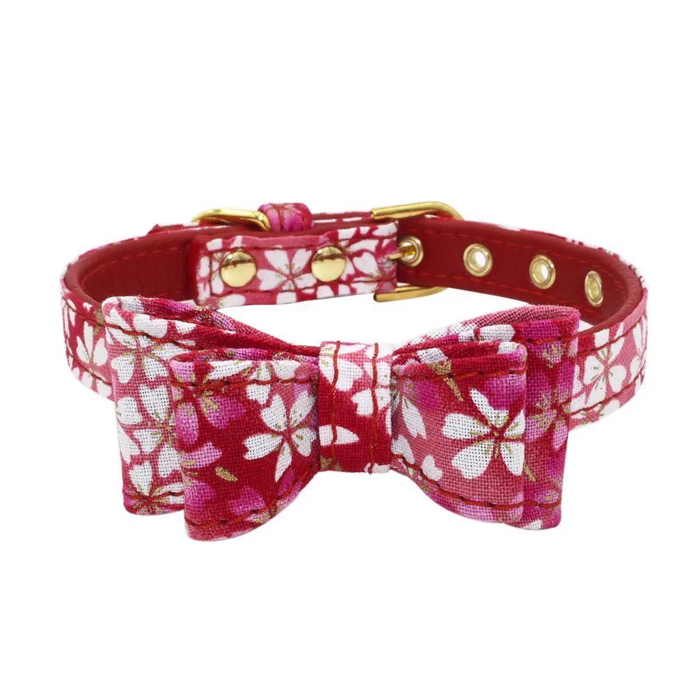 Collar Ajustable de Cuero con Estampado Floral para Perros y Gatos