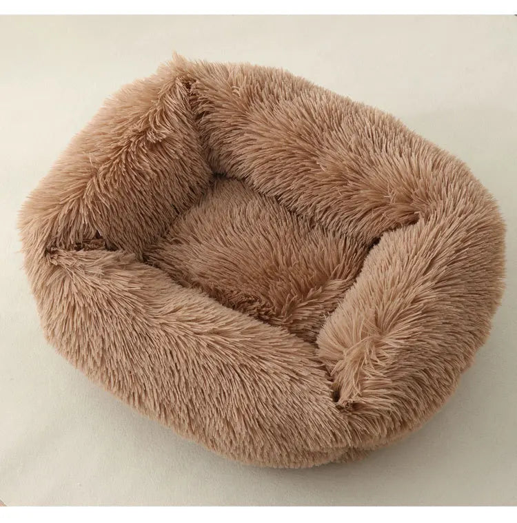 Cama Cuadrada de Felpa para Perros y Gatos – Suave, Cálida y Antideslizante