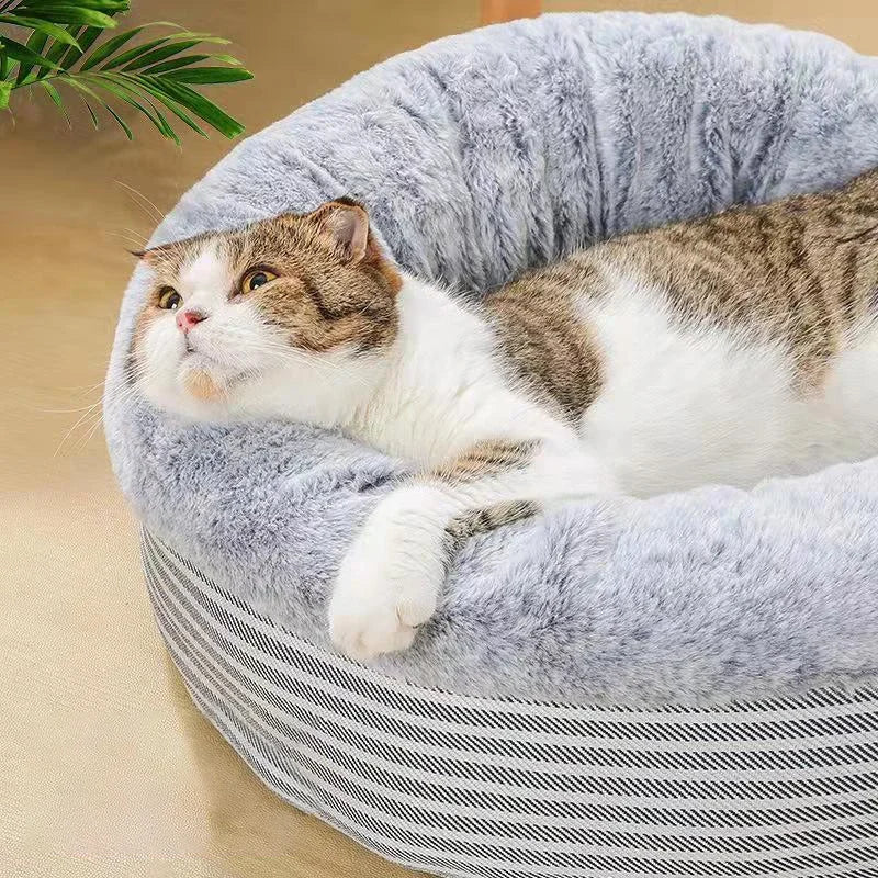 Cama para Gatos y Perros Pequeños – Suave, Cálida y Plegable