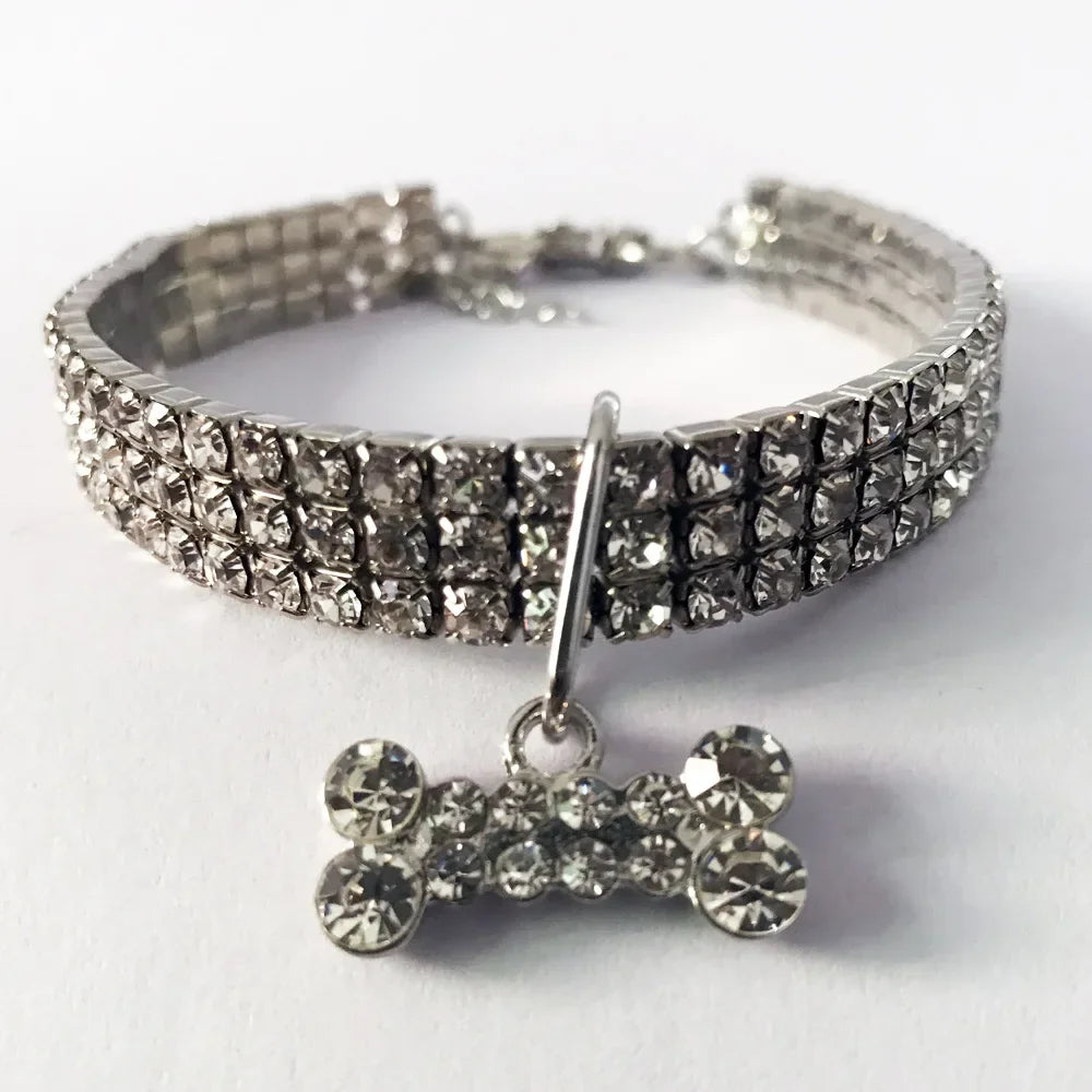 Collar Brillante con Diamantes de Imitación para Perros – Elegancia y brillo para tu mascota en cada paseo