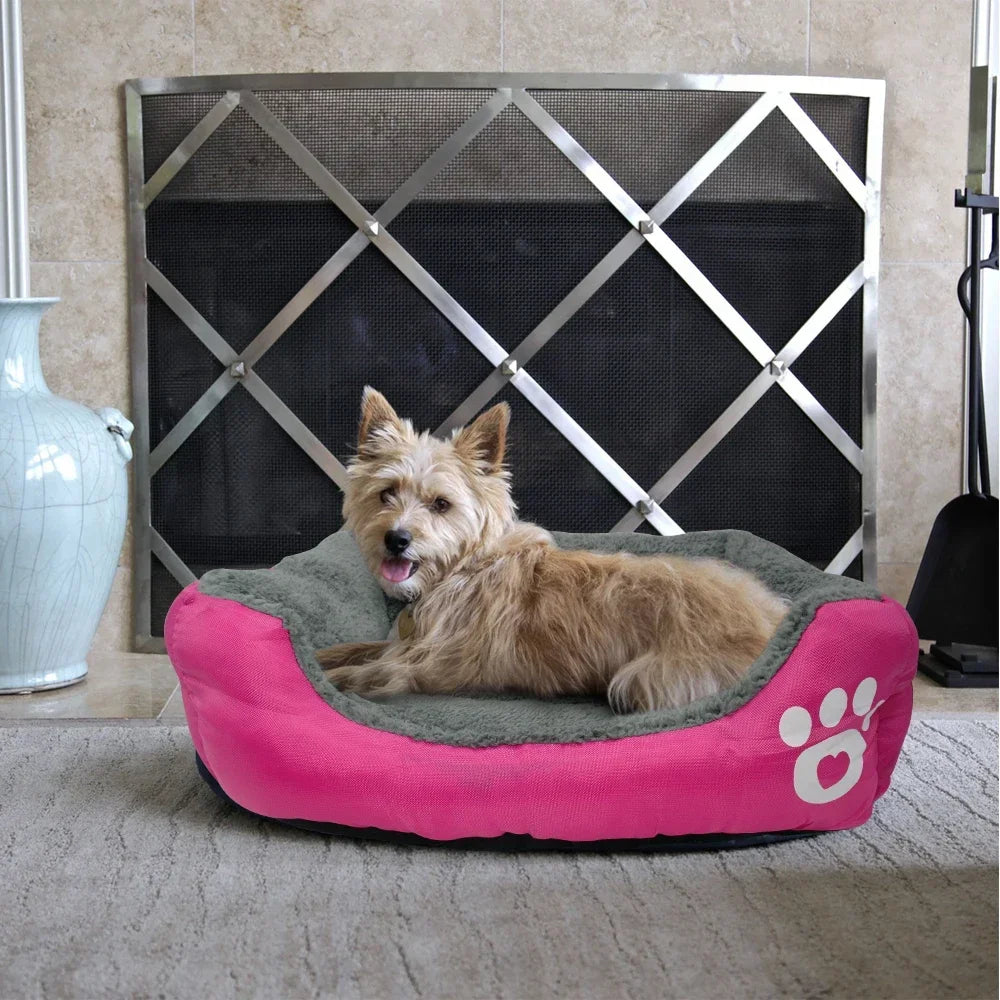Cama Sofá para Perros y Gatos BPEDT – Suave, Cálida y Versátil