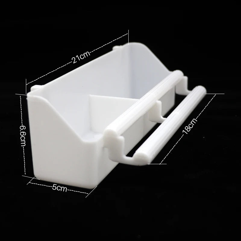 Comedero y bebedero para aves con diseño práctico 2 en 1