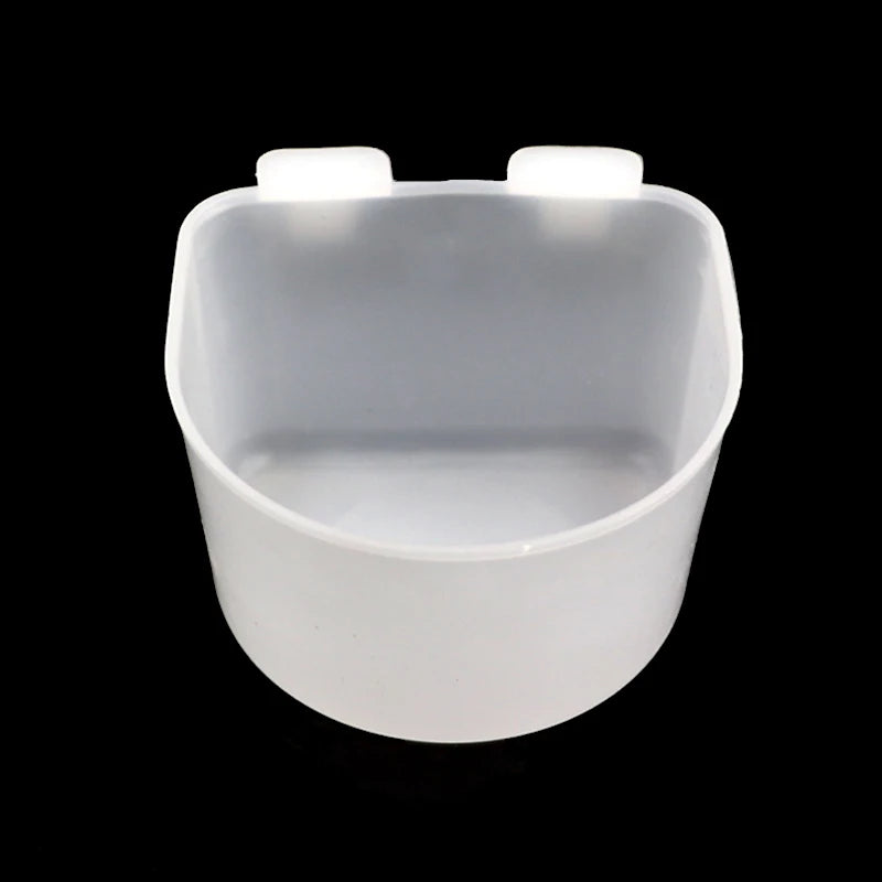 Cuencos de agua de plástico para aves con diferentes capacidades