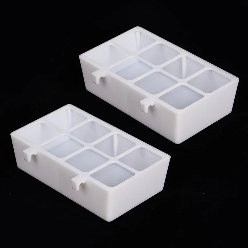 Taza colgante para alimento y agua para aves