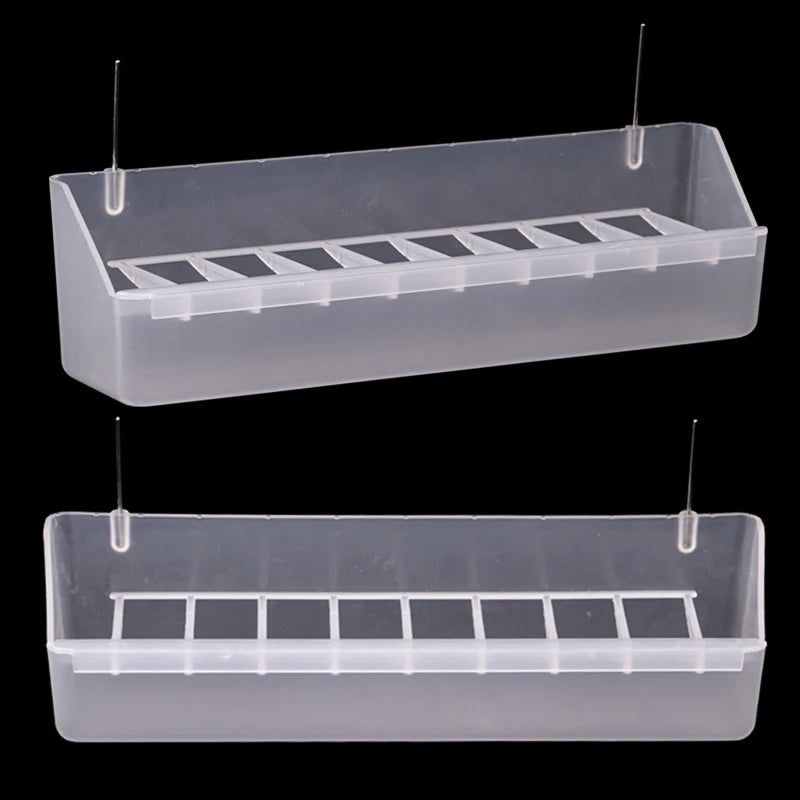 Comedero colgante para aves en plástico resistente y transparente