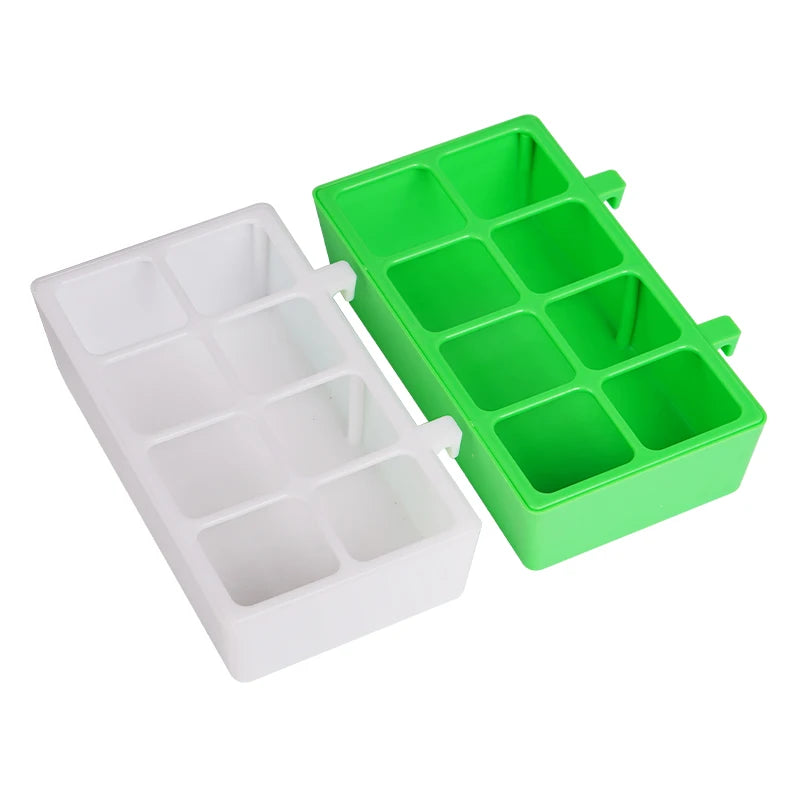 Taza colgante para alimento y agua para aves