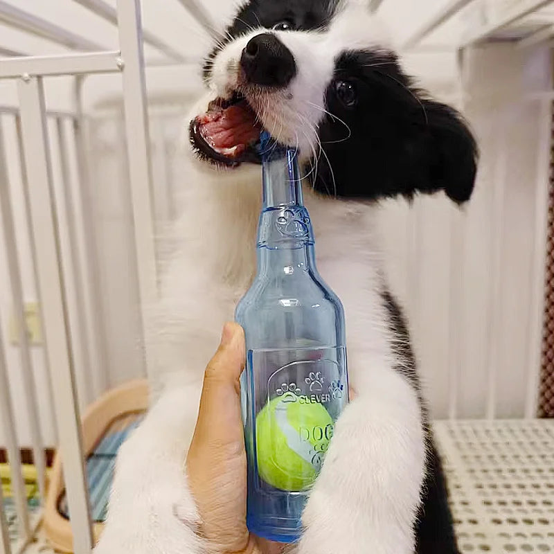 Juguete Mordedor para Perros con Diseño de Botella y Pelota de Tenis