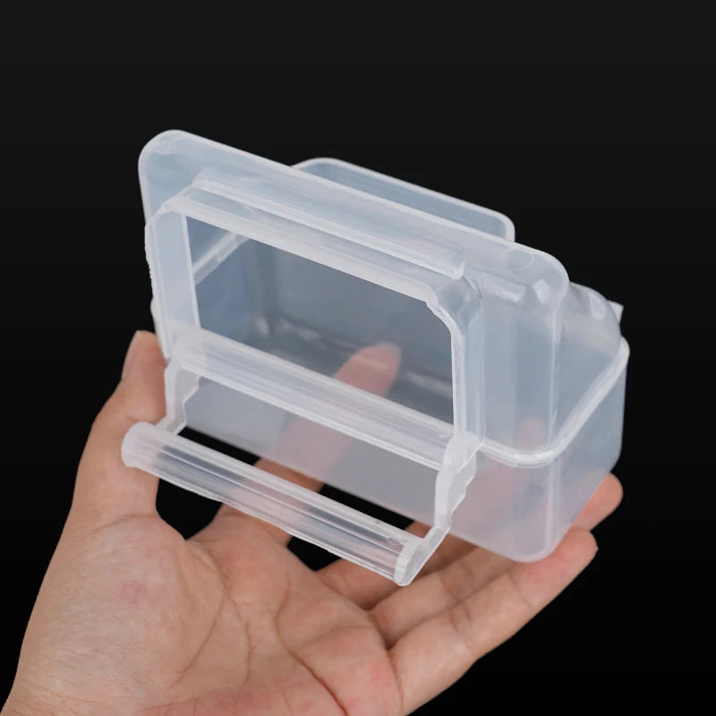 Plato dispensador para jaula de aves en plástico blanco, resistente y fácil de instalar