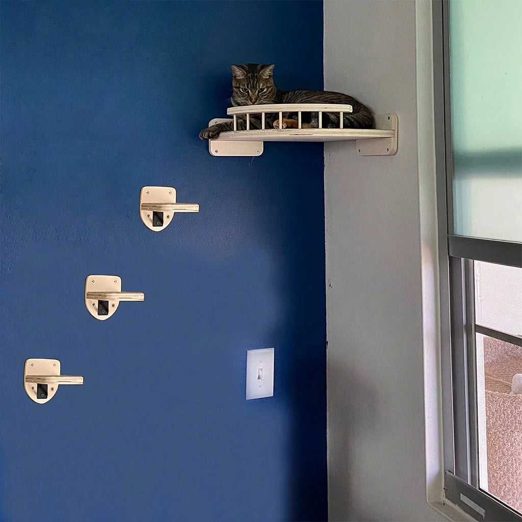 Estanterías y hamaca para gatos con diseño vertical y 3 pasos