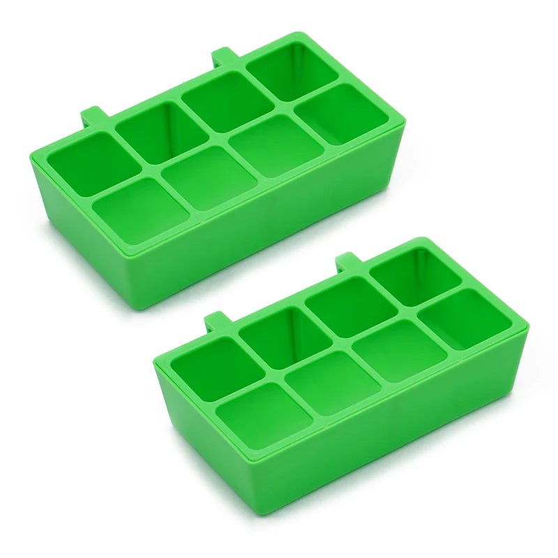 Taza colgante para alimento y agua para aves