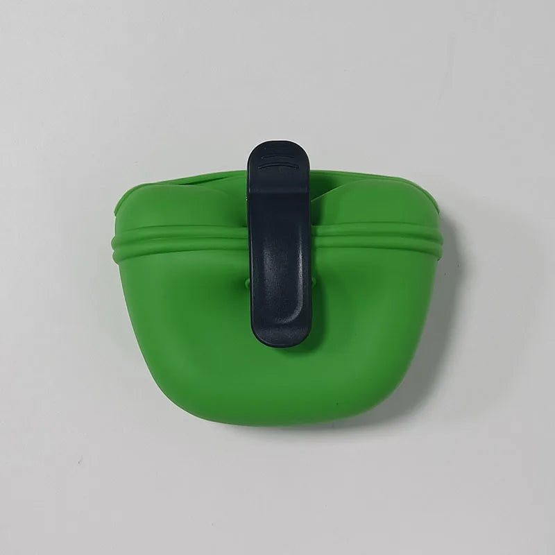 Bolsa de Snacks para Perros en Silicona – Segura, Durable y Portátil