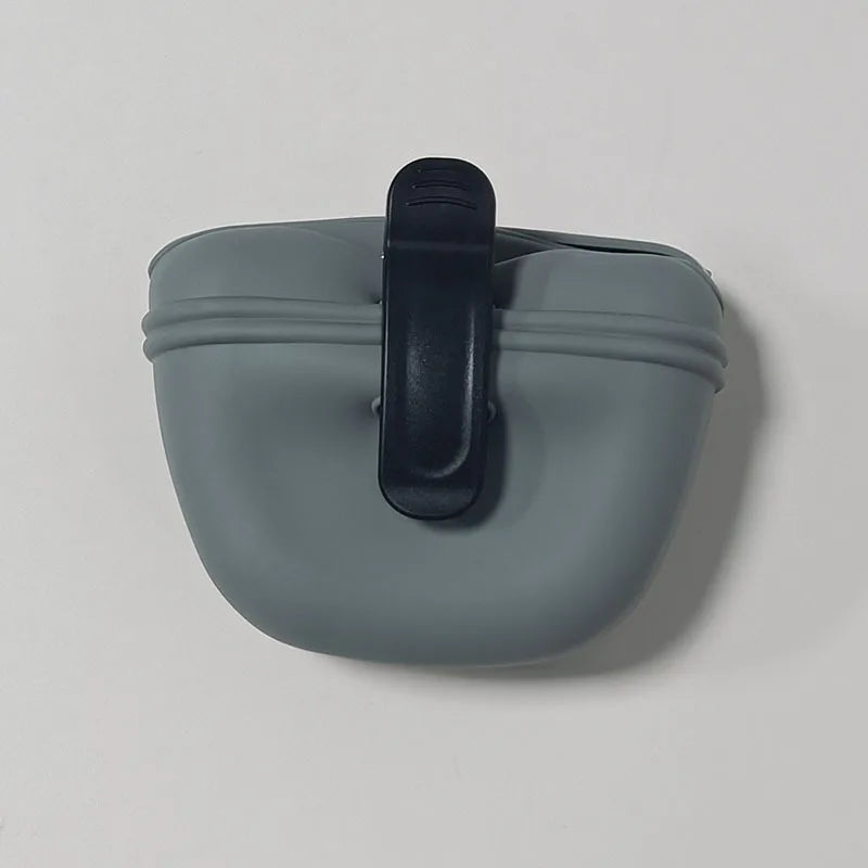 Bolsa de Snacks para Perros en Silicona – Segura, Durable y Portátil
