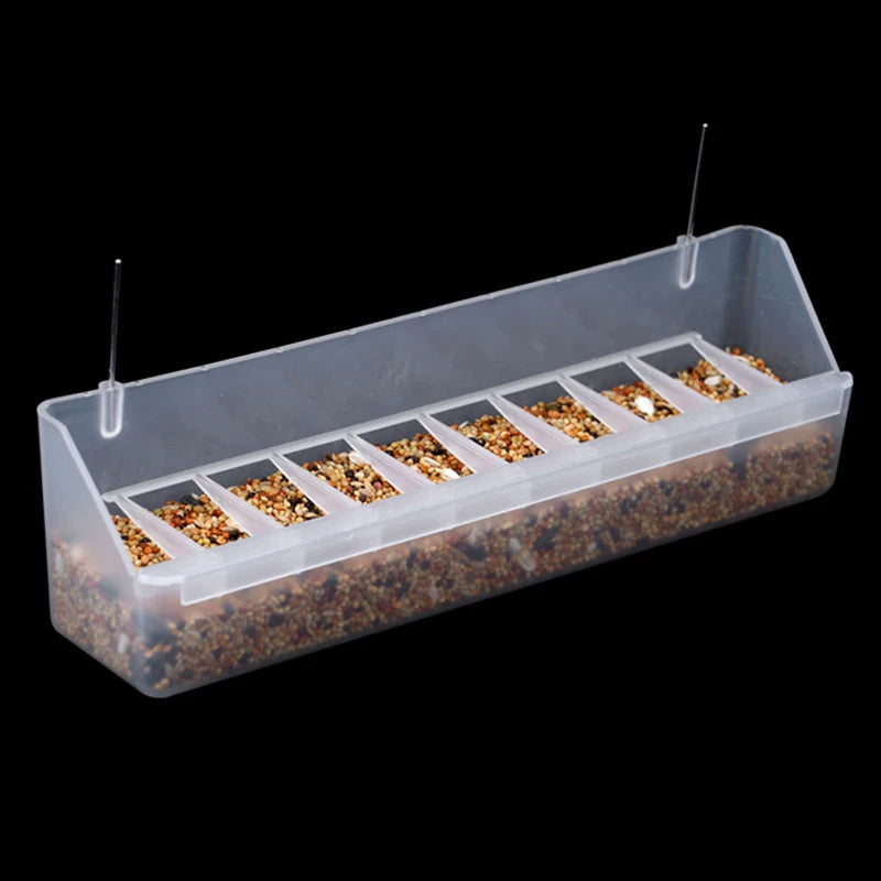 Comedero colgante para aves en plástico resistente y transparente