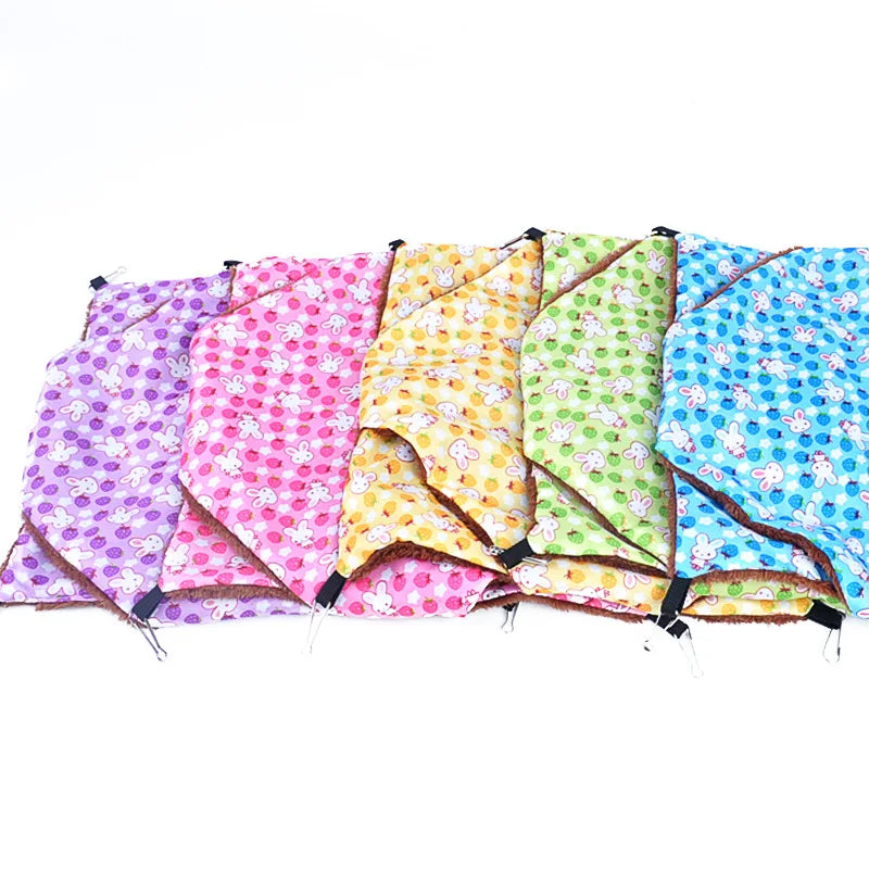 Hamaca para Mascotas en Coral Fleece - Confortable, TReflectiva y de Fácil Lavado