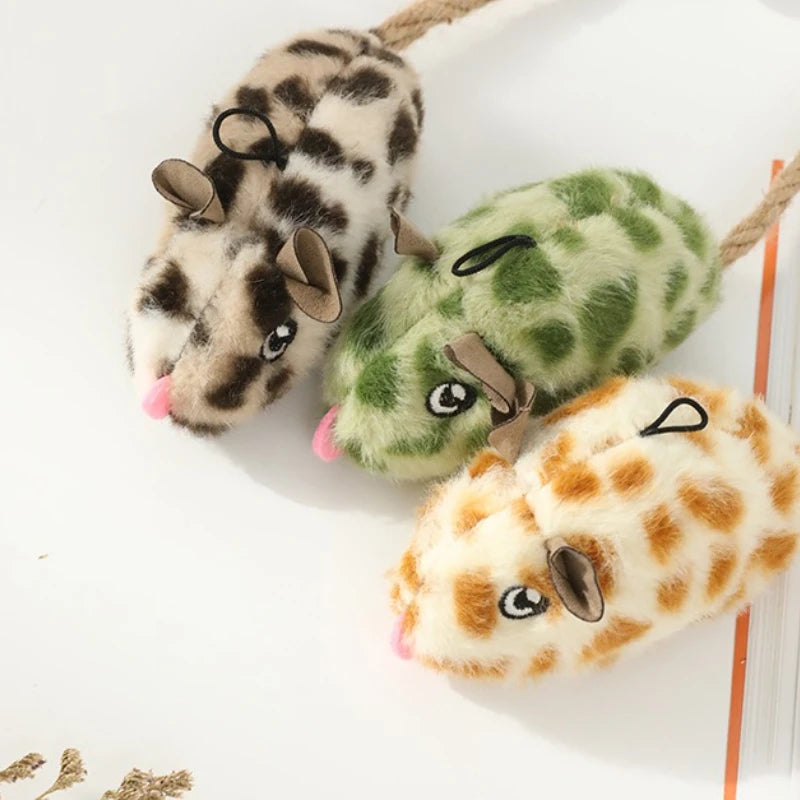 Ratón Juguete Automático Chirriante para Gatos - Diversión Autónoma y Estimulante