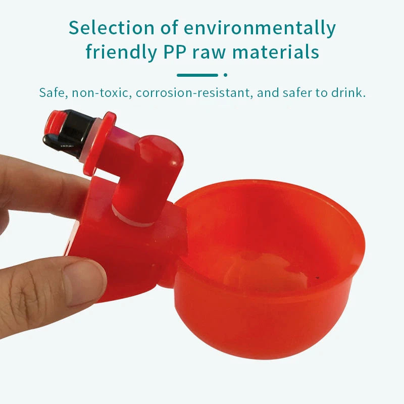 Sistema de Bebedero Automático para Aves de Granja – Durable y Fácil de Instalar